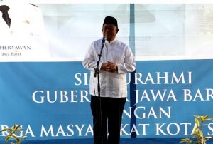 Gubernur-Silaturahmi-300x202