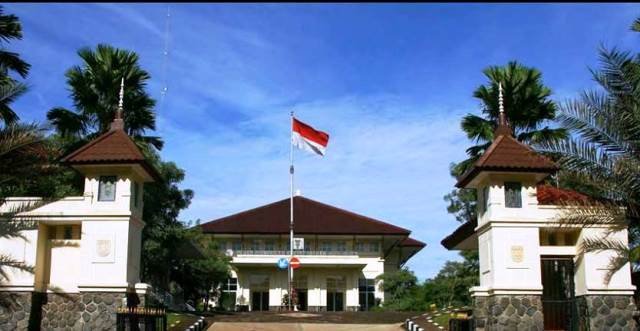 GEDUNG DPRD KOTA DEPOK